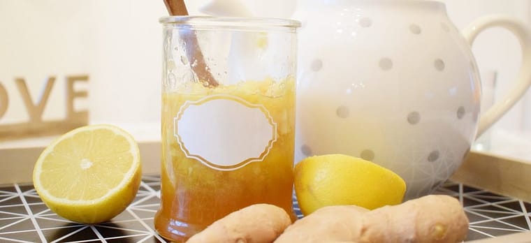 Hemgjord immunboost med honung, ingefära & citronskal